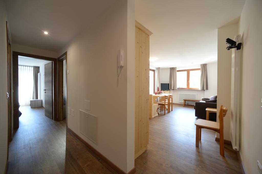 La Casa Al Noce Aparthotel Mezzana  Δωμάτιο φωτογραφία