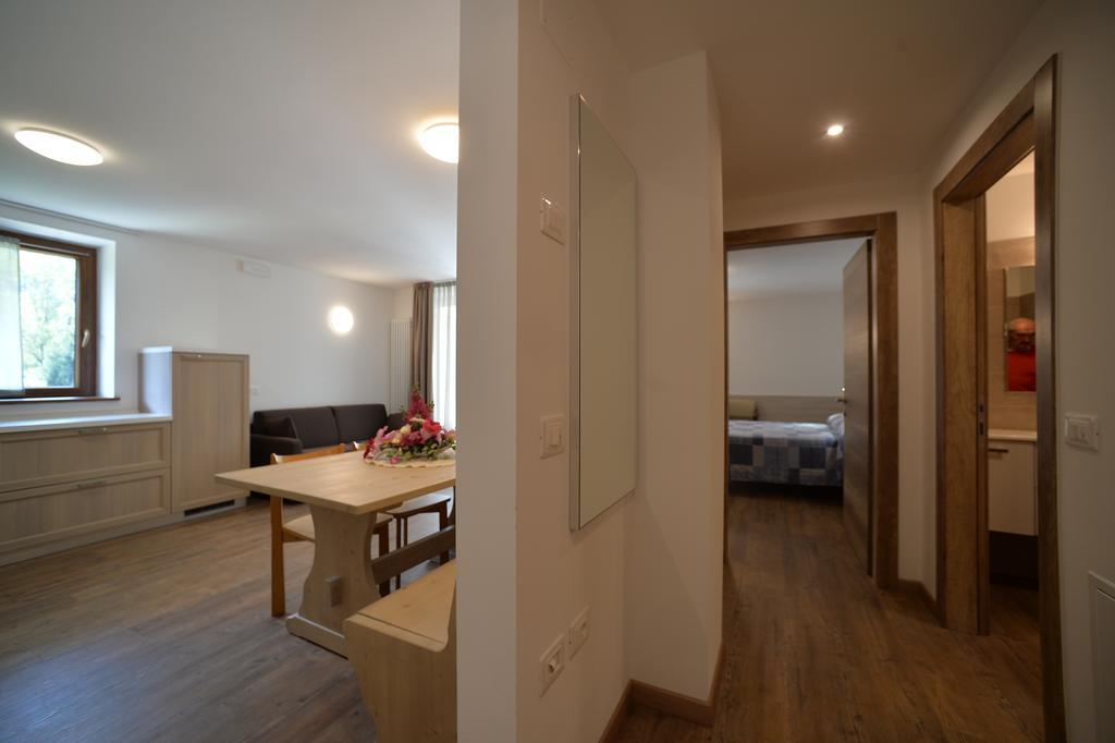 La Casa Al Noce Aparthotel Mezzana  Εξωτερικό φωτογραφία