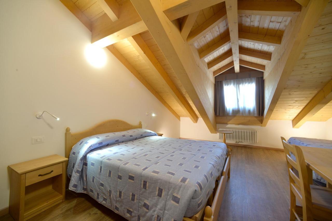 La Casa Al Noce Aparthotel Mezzana  Εξωτερικό φωτογραφία