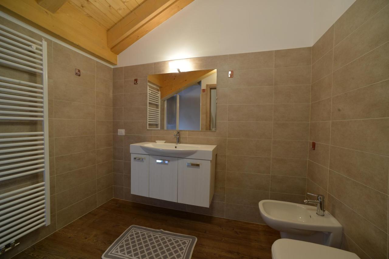 La Casa Al Noce Aparthotel Mezzana  Εξωτερικό φωτογραφία
